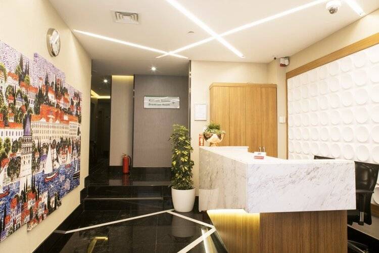 Elm Suite Hotel