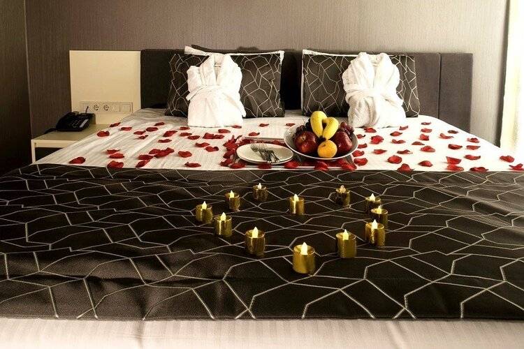 Elm Suite Hotel