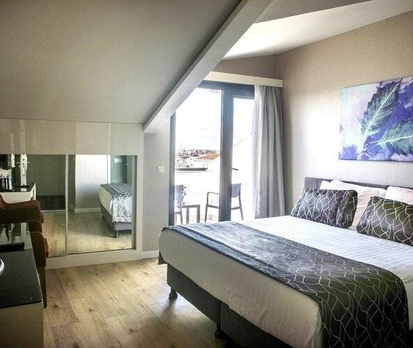 Elm Suite Hotel