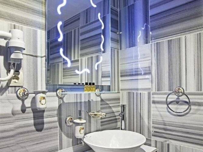 Zem Hotel