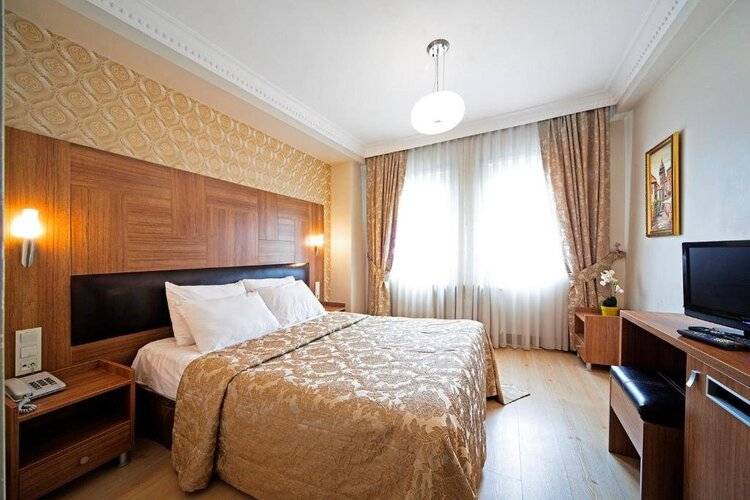 Elasophia Hotel
