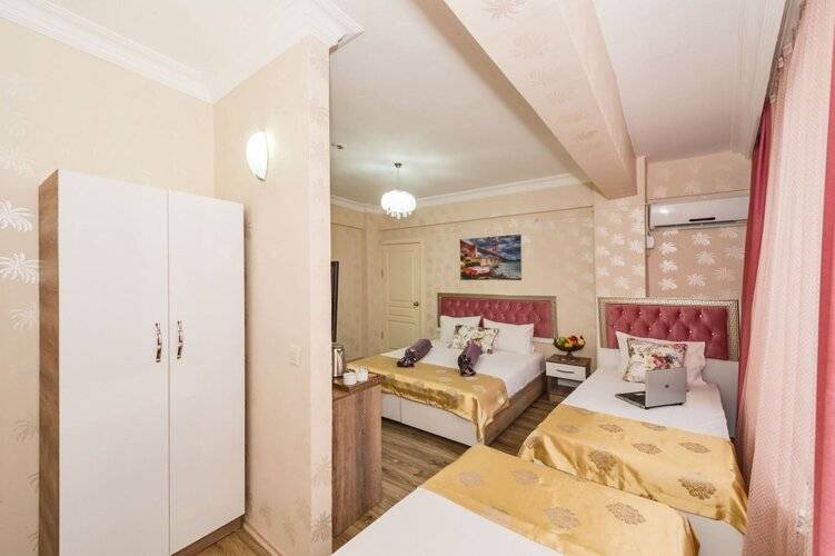 Orange Airport Hotel