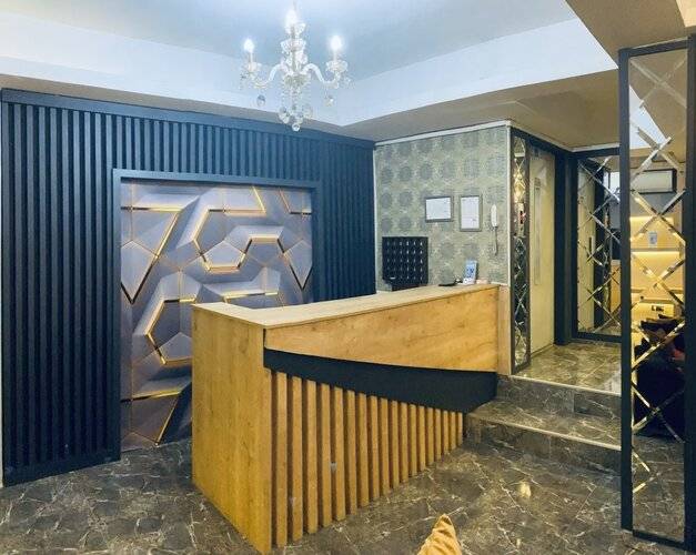 Orange Airport Hotel