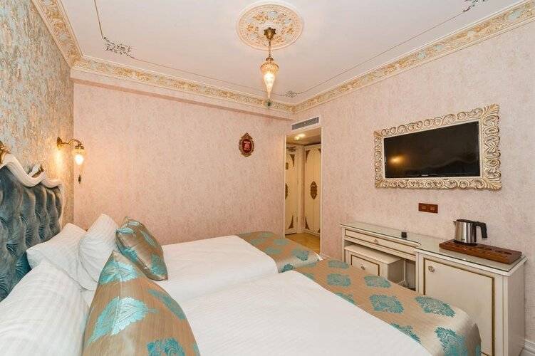 Hotel 1453