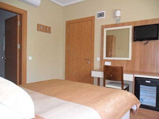 Cloudy Apart Hotel