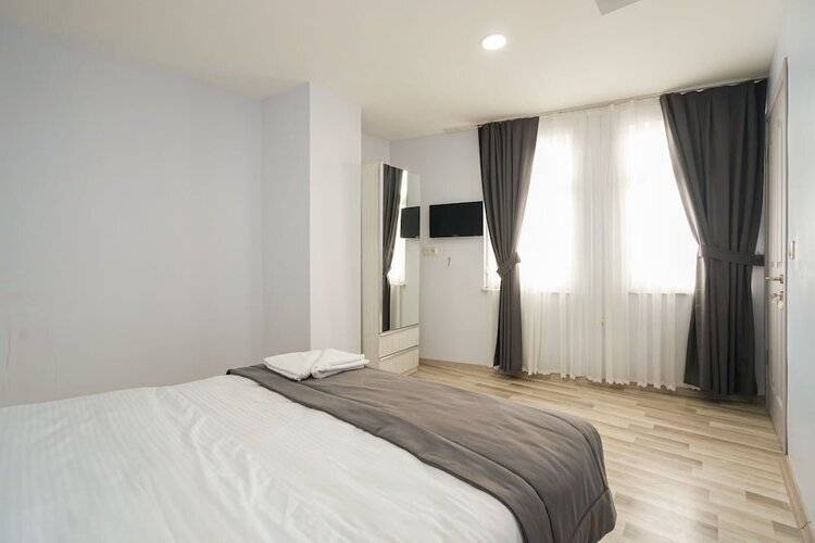 Element Residence