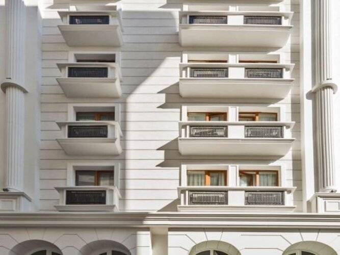 Escardin Hotel