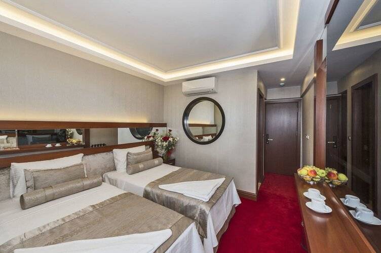Escardin Hotel