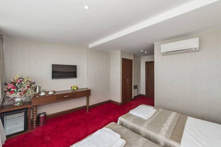 Escardin Hotel