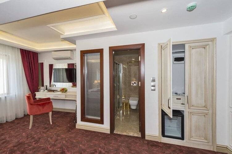 Escardin Hotel