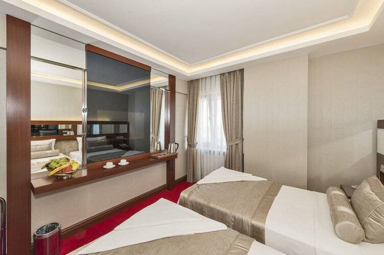 Escardin Hotel