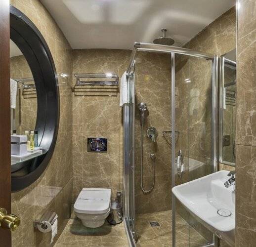 Escardin Hotel