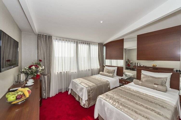 Escardin Hotel