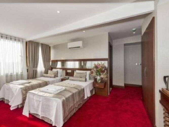 Escardin Hotel
