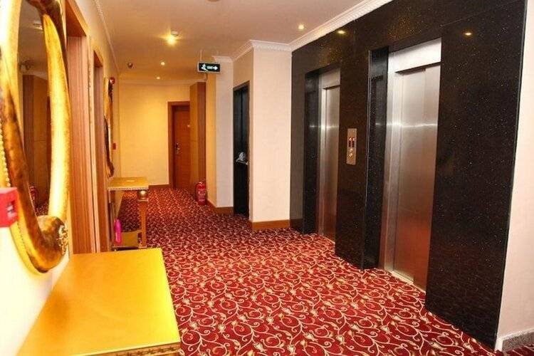 Grand Rosa Hotel