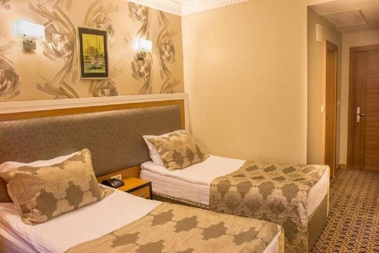 Grand Rosa Hotel