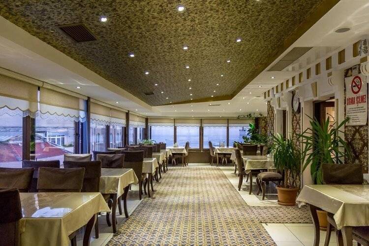 Grand Rosa Hotel