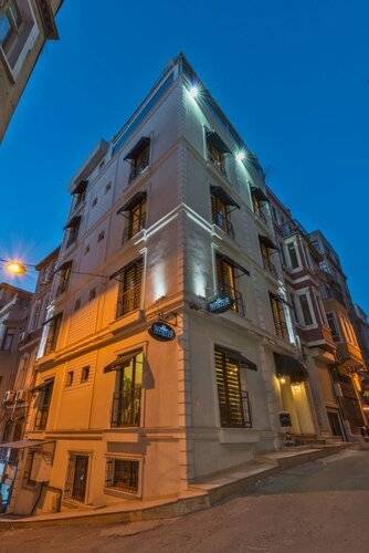 Invictum Residence