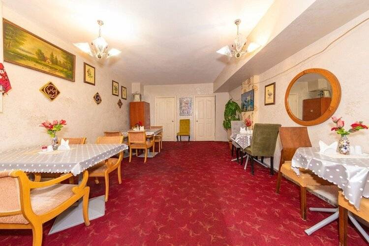 Ista Palace Hotel