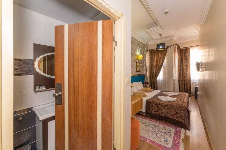 Ista Palace Hotel