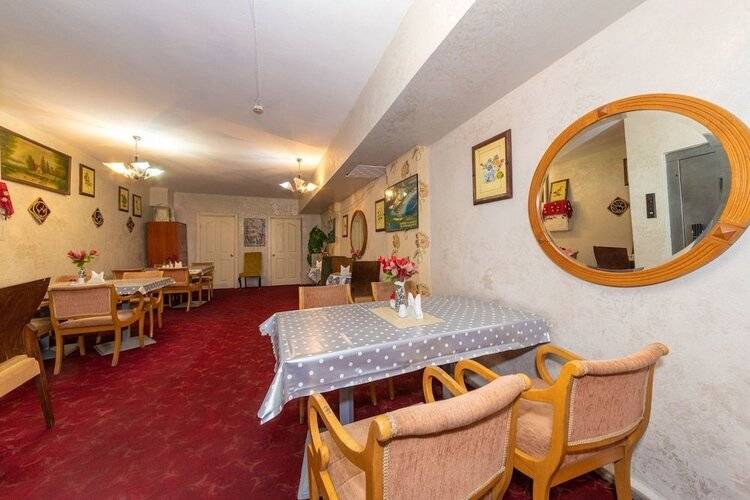 Ista Palace Hotel