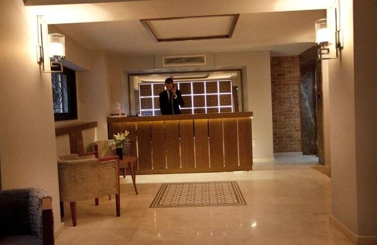 Pera Line Hotel
