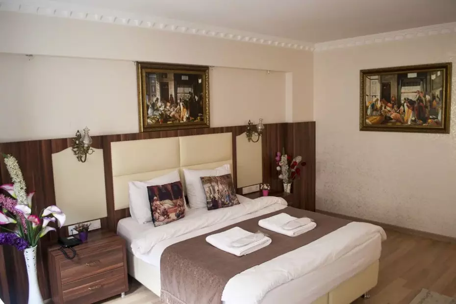 Peradise Hotel