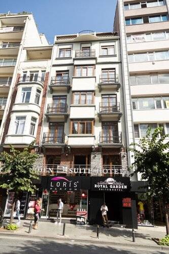 Royal Garden Suite Hotel