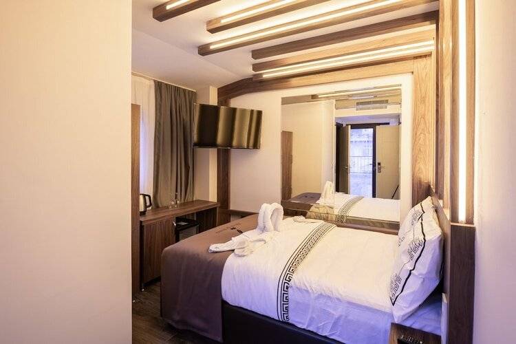 Hotel Di Poesia