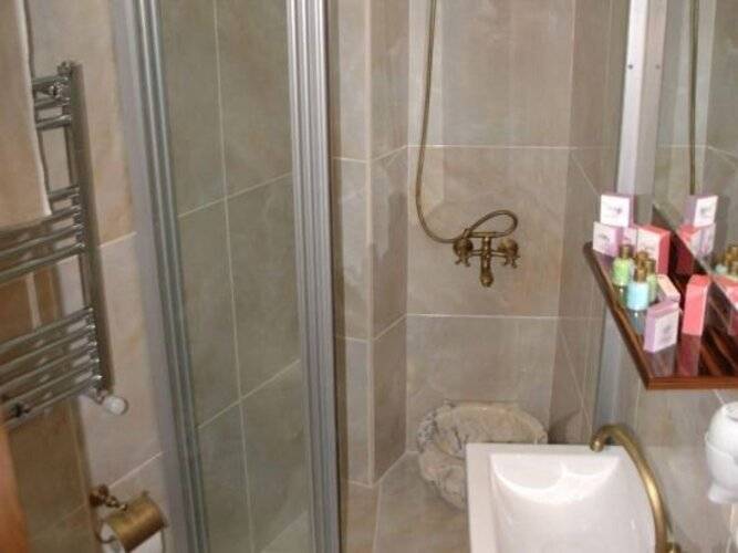 Sea House Suites