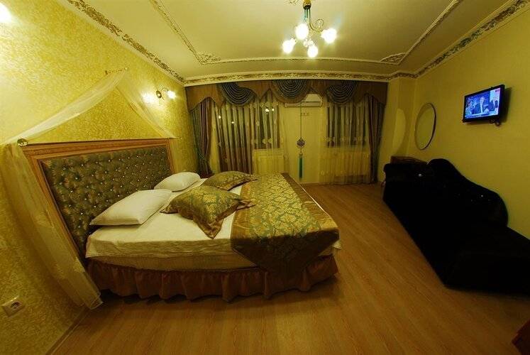 Sea House Suites
