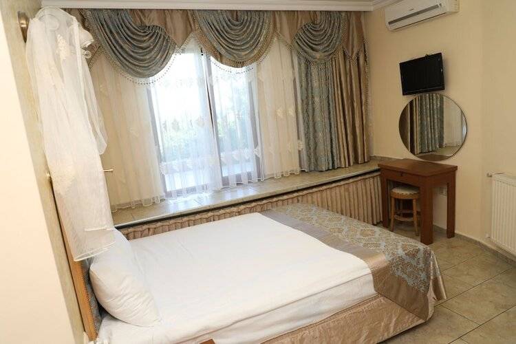 Sea House Suites