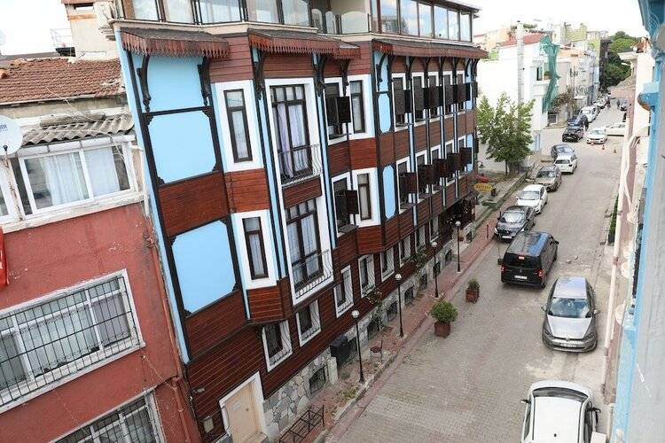 Sea House Suites