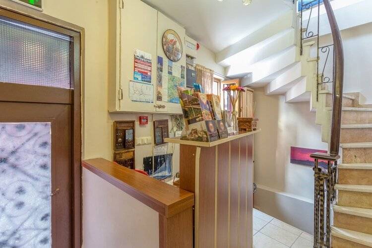 Sea House Suites