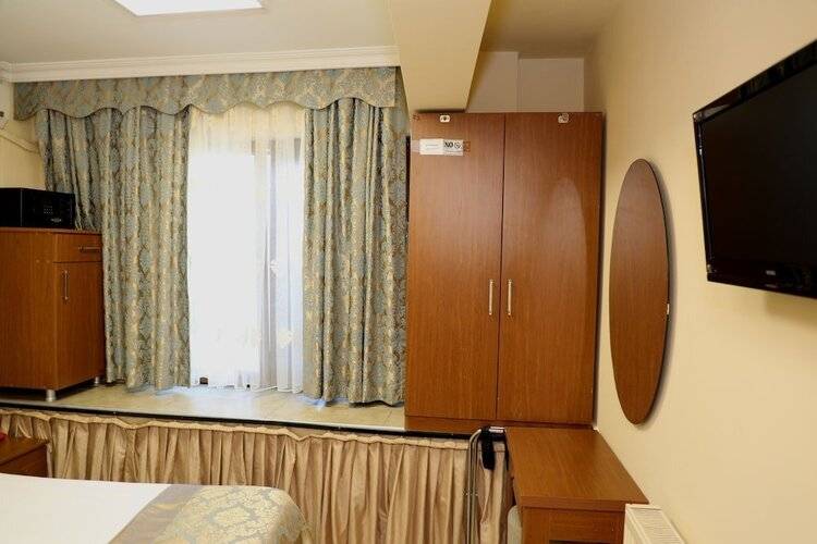 Sea House Suites