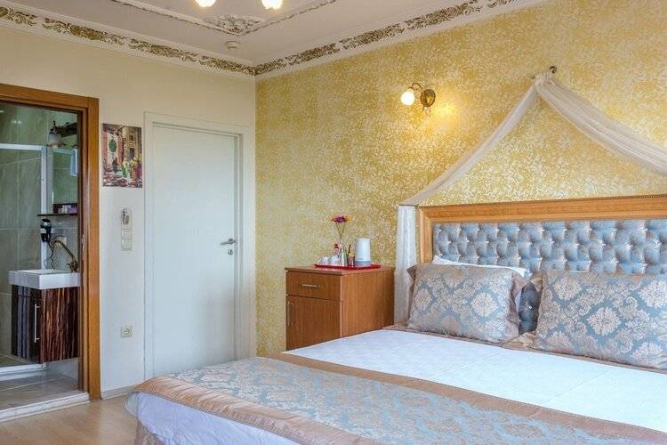 Sea House Suites