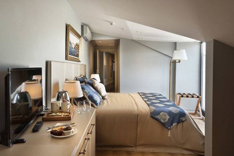 Guner Business Hote