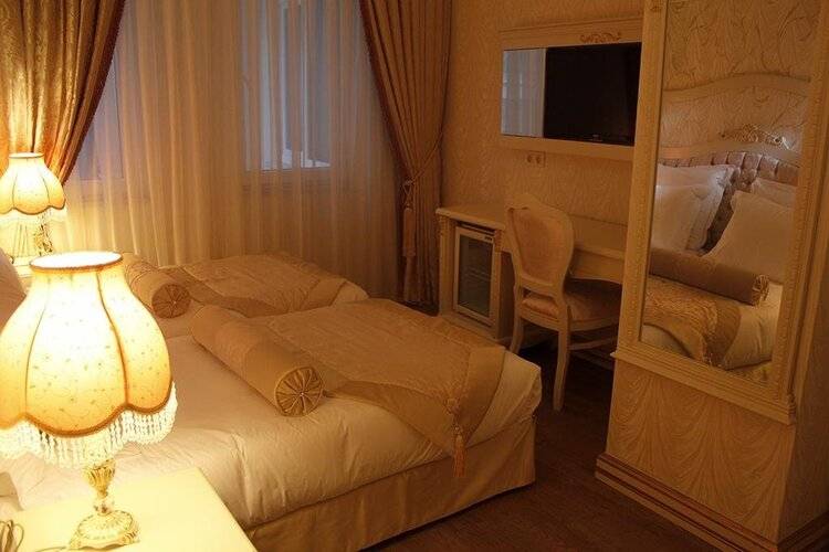 Leyenda Hotel