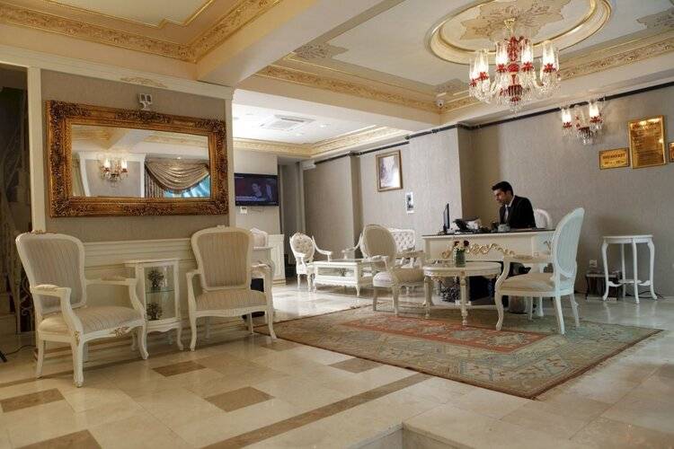 Leyenda Hotel