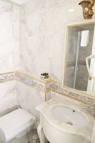 Leyenda Hotel