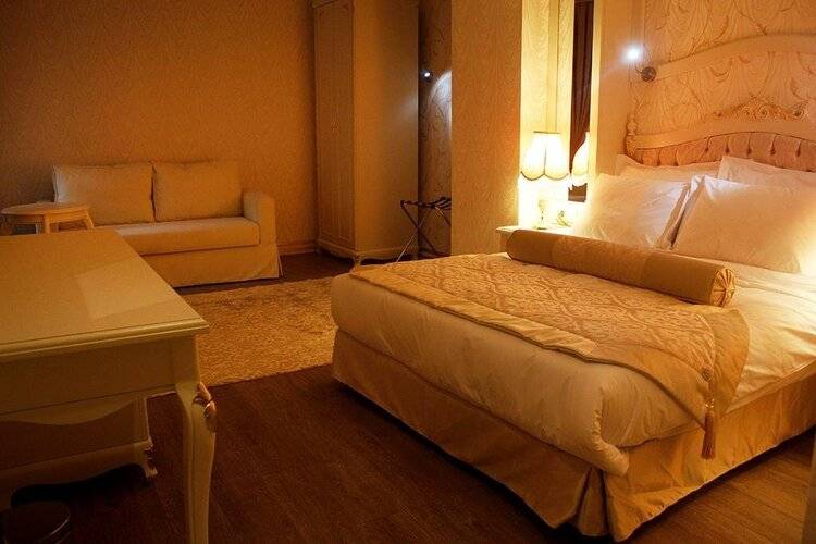 Leyenda Hotel