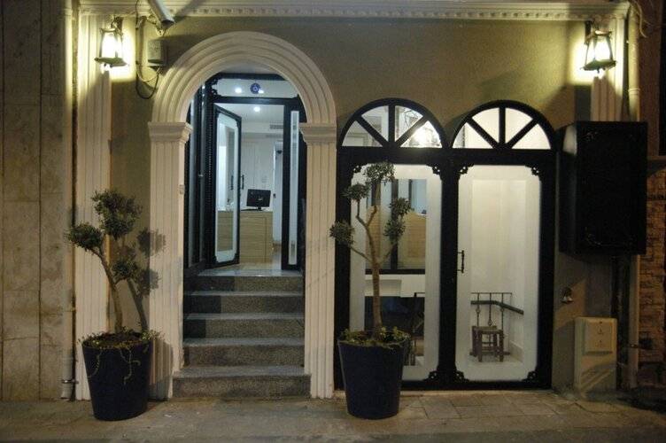 Hotel Jakaranda Istanbul