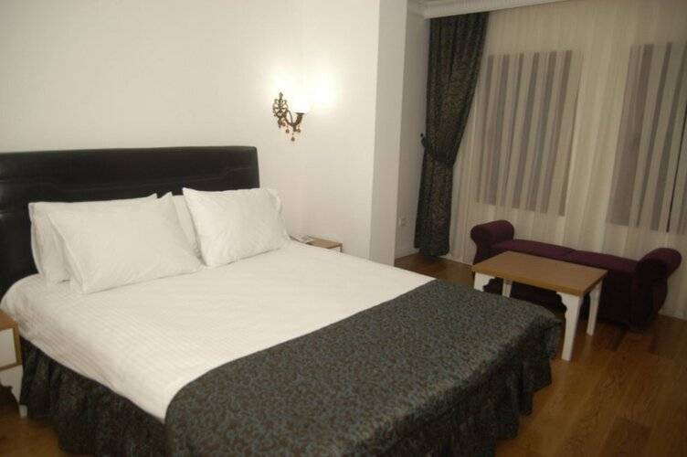 Hotel Jakaranda Istanbul