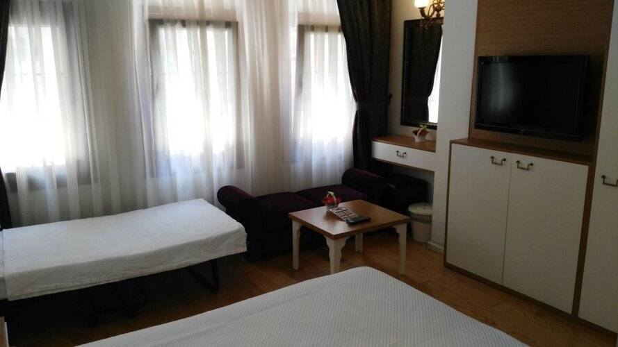 Hotel Jakaranda Istanbul