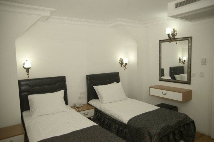Hotel Jakaranda Istanbul