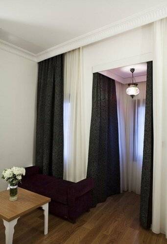 Hotel Jakaranda Istanbul