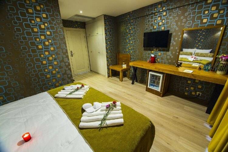 Kuzen Otel (Adults Only 18+)