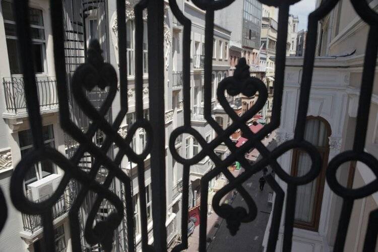 Taksim Park Suites