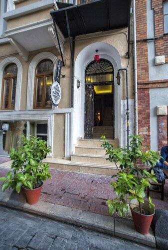 Taksim Park Suites