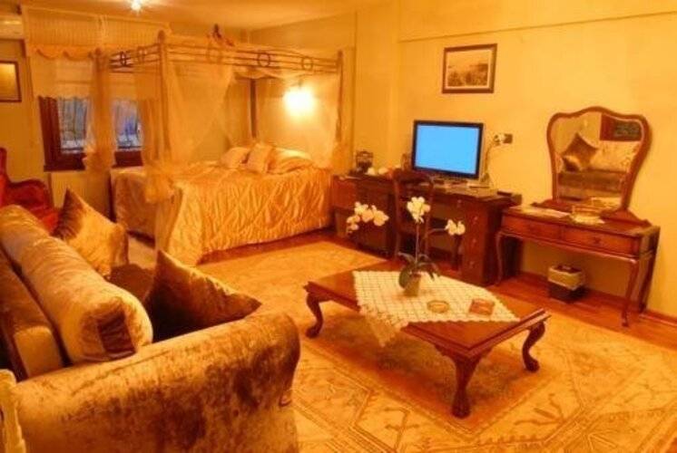 Villa Sphendone Suites